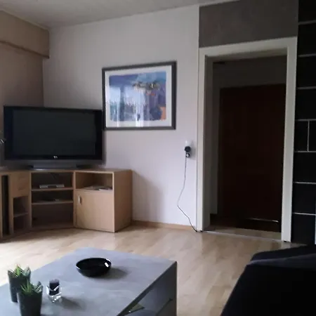 Appartement Mit Terrasse In Ruhiger Lage By Interhome