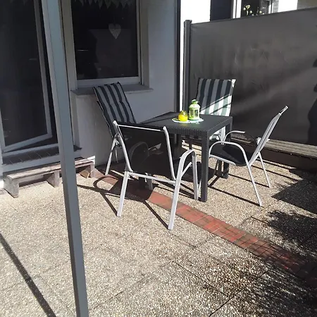 Appartement Mit Terrasse In Ruhiger Lage By Interhome *